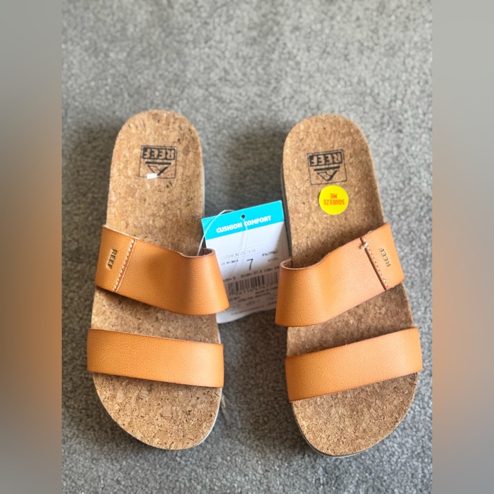 Reef Natural Cushion Vista Sandals
